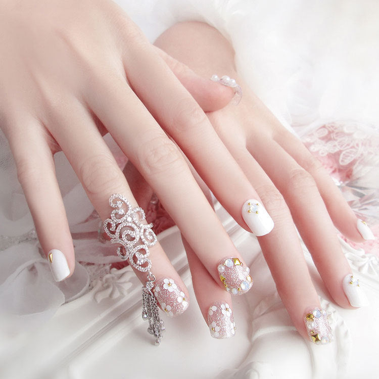 Handmade Short White Sparkly Flower Press On Nails